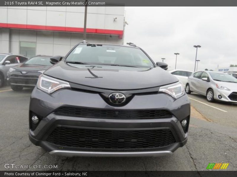 Magnetic Gray Metallic / Cinnamon 2016 Toyota RAV4 SE