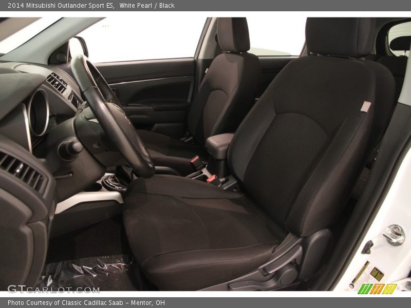 White Pearl / Black 2014 Mitsubishi Outlander Sport ES