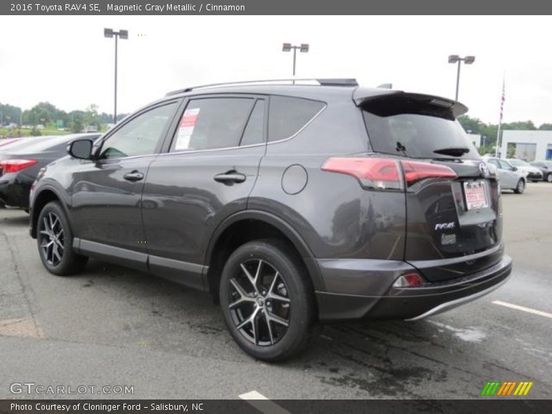 Magnetic Gray Metallic / Cinnamon 2016 Toyota RAV4 SE