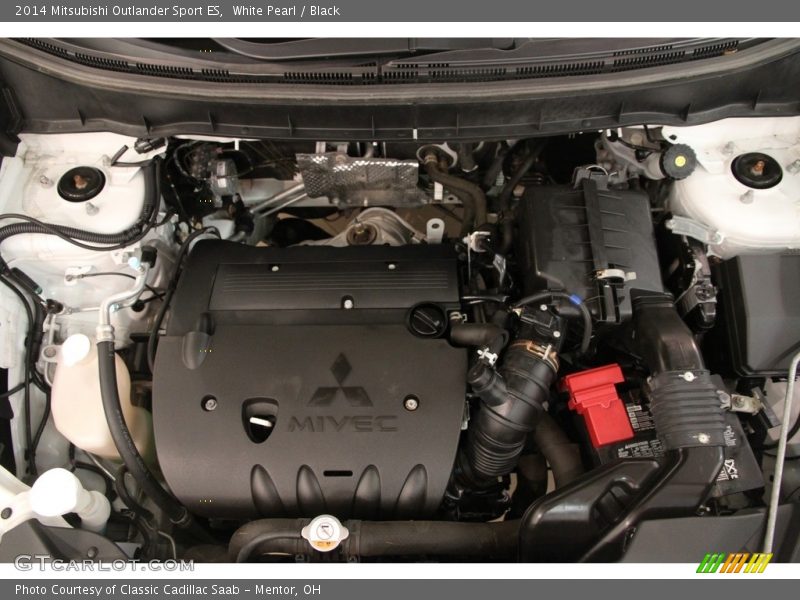 White Pearl / Black 2014 Mitsubishi Outlander Sport ES