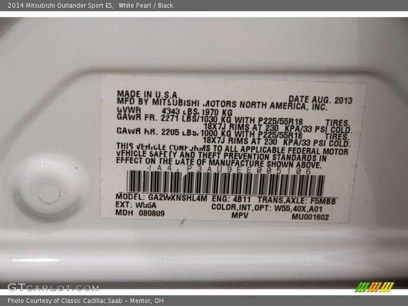 White Pearl / Black 2014 Mitsubishi Outlander Sport ES