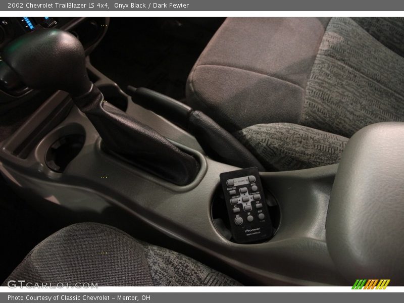 Onyx Black / Dark Pewter 2002 Chevrolet TrailBlazer LS 4x4