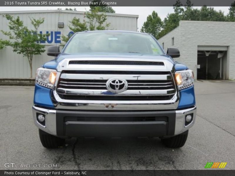 Blazing Blue Pearl / Graphite 2016 Toyota Tundra SR5 CrewMax