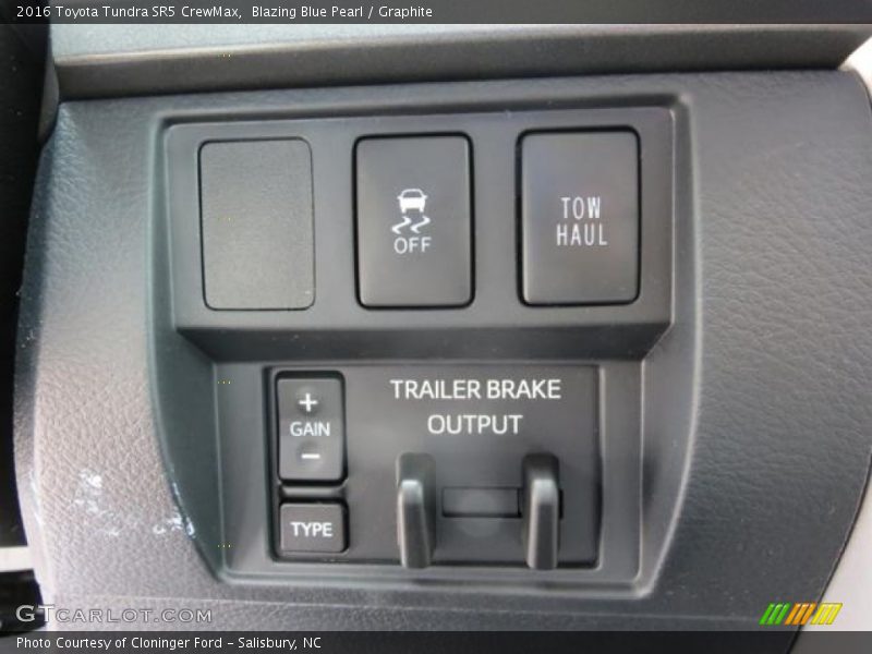 Blazing Blue Pearl / Graphite 2016 Toyota Tundra SR5 CrewMax