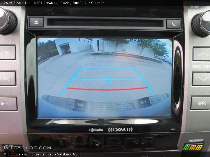Blazing Blue Pearl / Graphite 2016 Toyota Tundra SR5 CrewMax