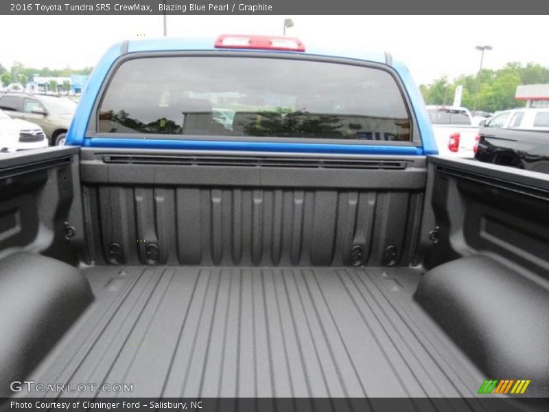 Blazing Blue Pearl / Graphite 2016 Toyota Tundra SR5 CrewMax