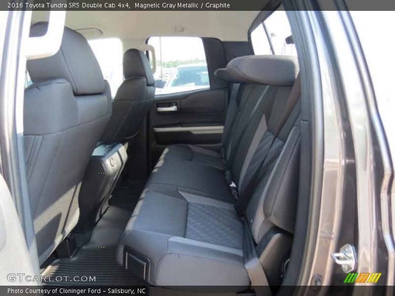 Magnetic Gray Metallic / Graphite 2016 Toyota Tundra SR5 Double Cab 4x4