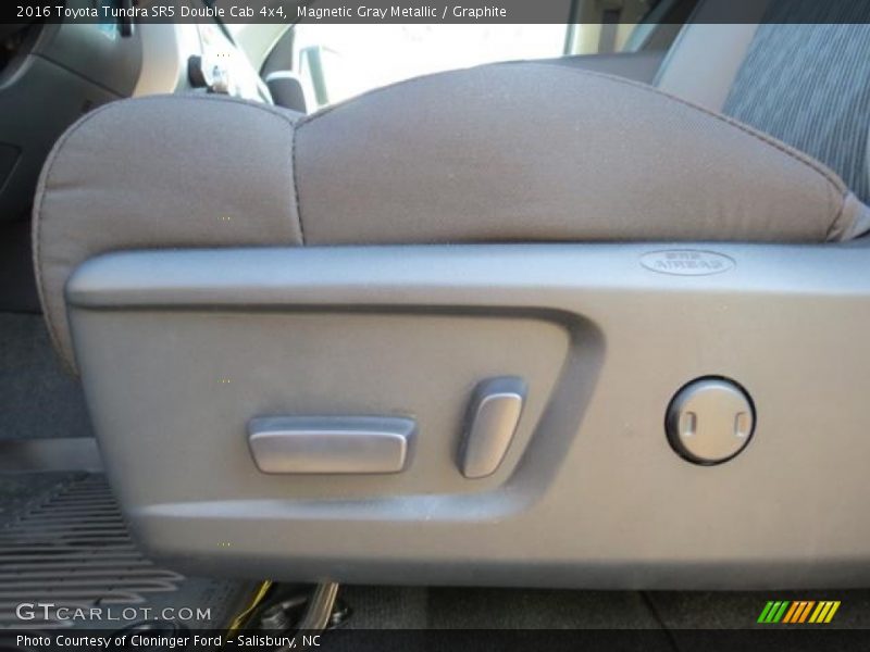 Magnetic Gray Metallic / Graphite 2016 Toyota Tundra SR5 Double Cab 4x4