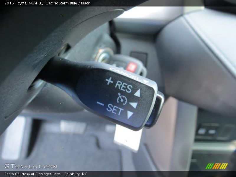 Electric Storm Blue / Black 2016 Toyota RAV4 LE