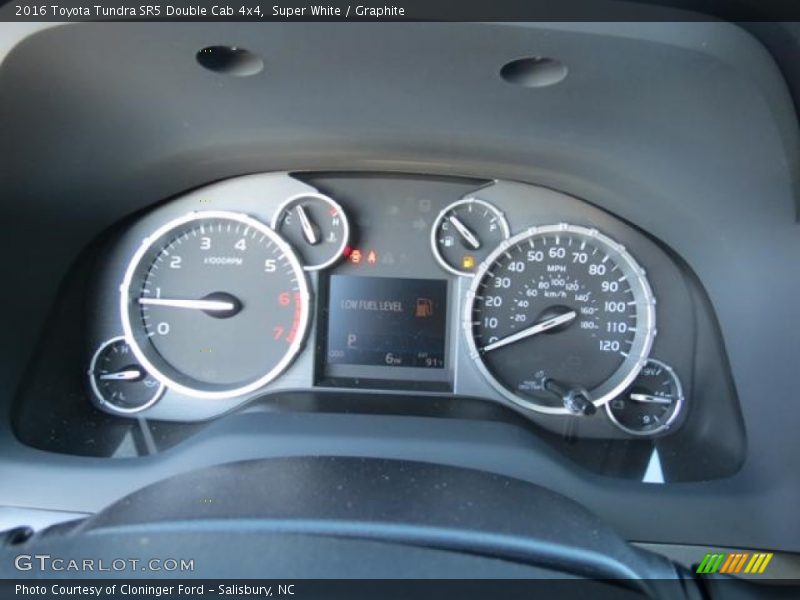 Super White / Graphite 2016 Toyota Tundra SR5 Double Cab 4x4