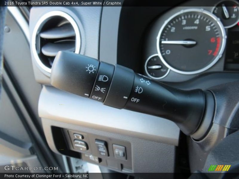Super White / Graphite 2016 Toyota Tundra SR5 Double Cab 4x4