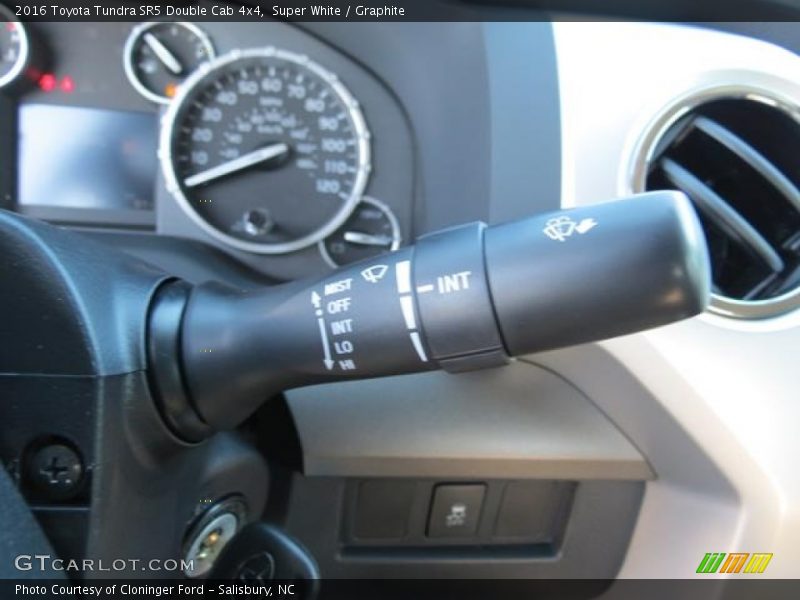 Super White / Graphite 2016 Toyota Tundra SR5 Double Cab 4x4