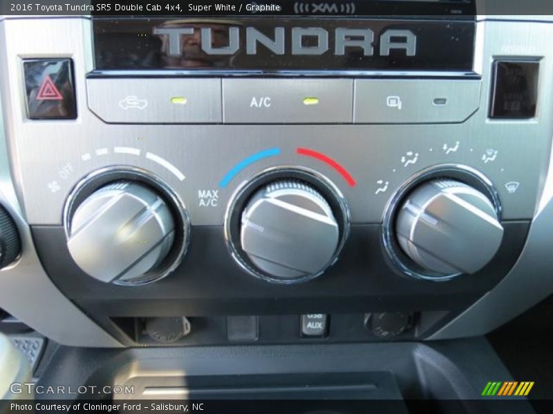 Super White / Graphite 2016 Toyota Tundra SR5 Double Cab 4x4