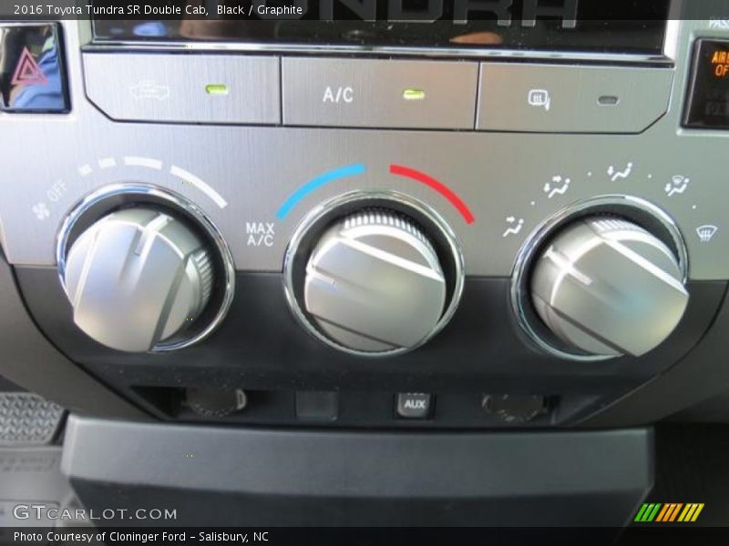 Controls of 2016 Tundra SR Double Cab