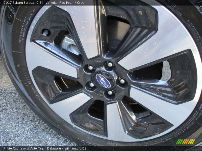 Venetian Red Pearl / Gray 2017 Subaru Forester 2.5i