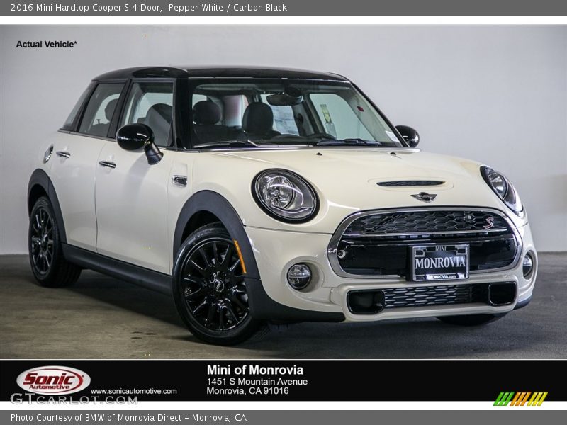 Pepper White / Carbon Black 2016 Mini Hardtop Cooper S 4 Door