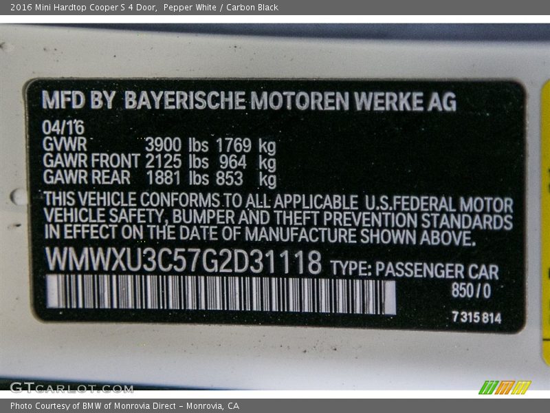 Pepper White / Carbon Black 2016 Mini Hardtop Cooper S 4 Door