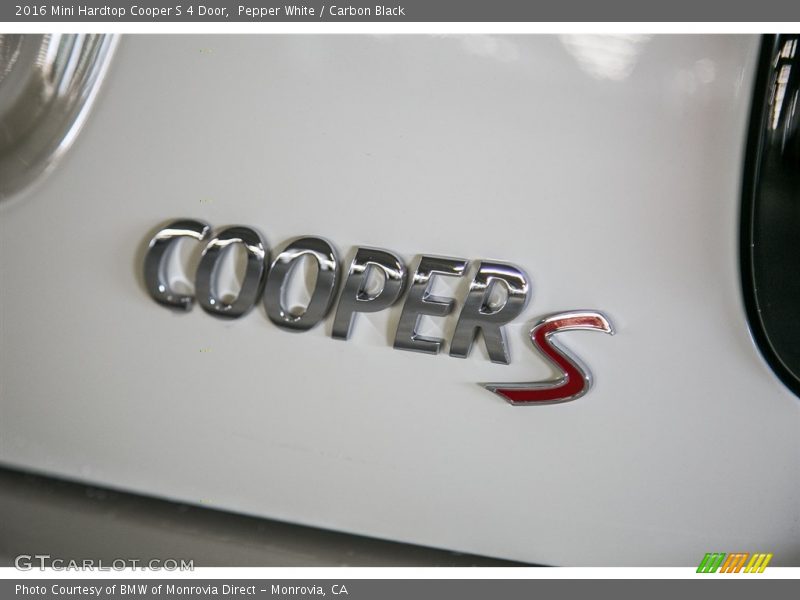 Pepper White / Carbon Black 2016 Mini Hardtop Cooper S 4 Door
