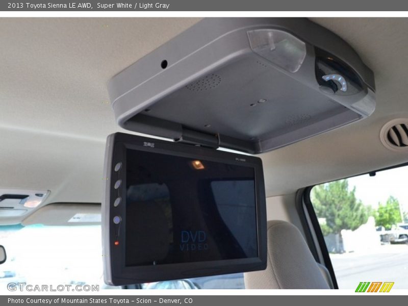 Super White / Light Gray 2013 Toyota Sienna LE AWD