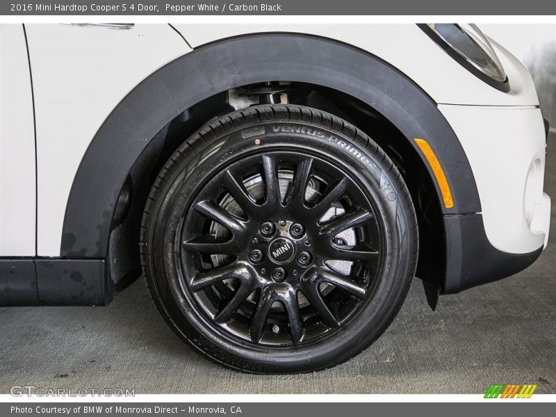 Pepper White / Carbon Black 2016 Mini Hardtop Cooper S 4 Door