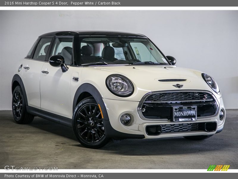 Pepper White / Carbon Black 2016 Mini Hardtop Cooper S 4 Door