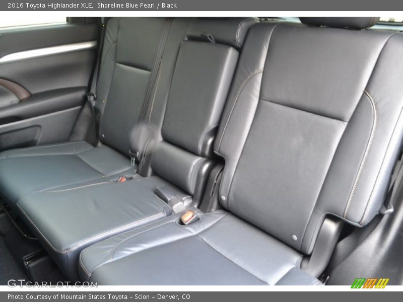 Shoreline Blue Pearl / Black 2016 Toyota Highlander XLE