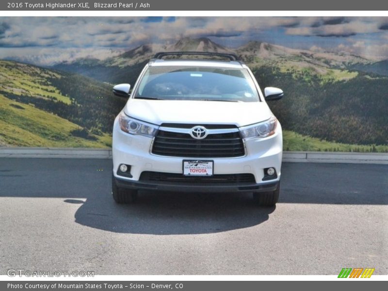 Blizzard Pearl / Ash 2016 Toyota Highlander XLE