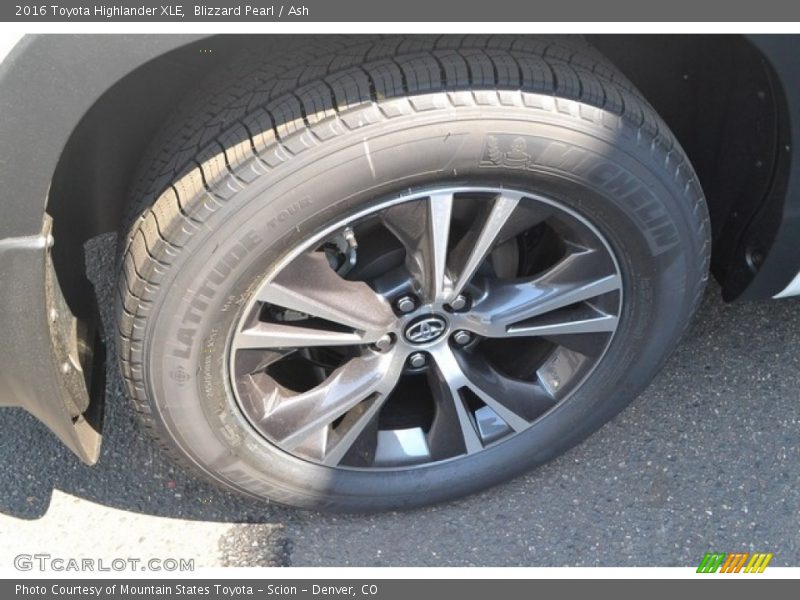 Blizzard Pearl / Ash 2016 Toyota Highlander XLE