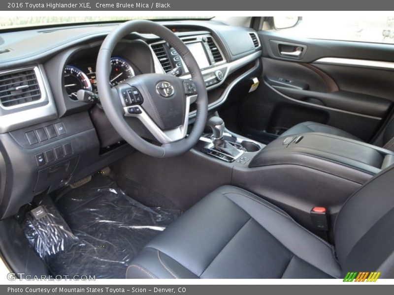 Creme Brulee Mica / Black 2016 Toyota Highlander XLE