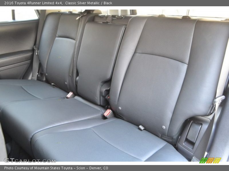 Classic Silver Metallic / Black 2016 Toyota 4Runner Limited 4x4