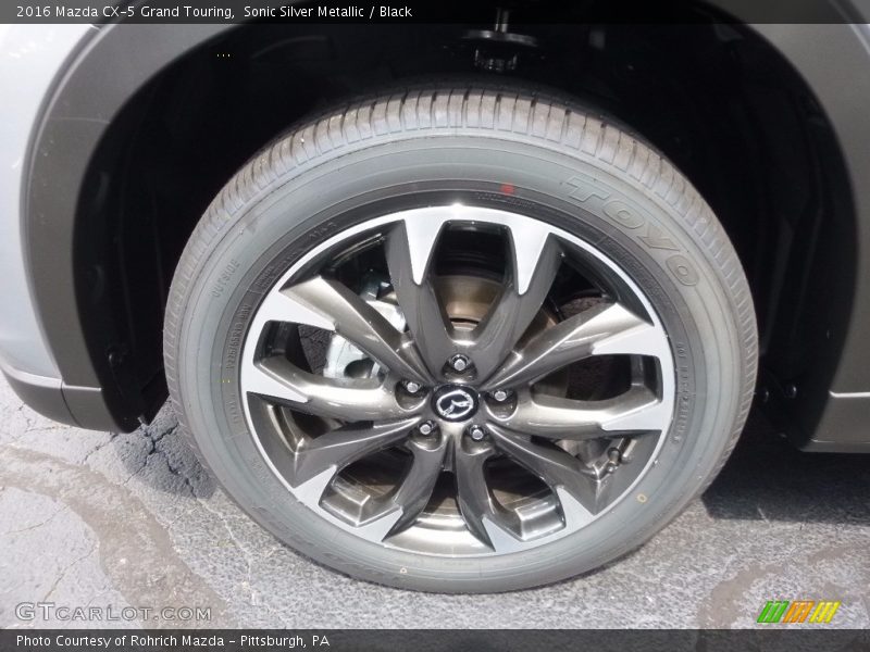 Sonic Silver Metallic / Black 2016 Mazda CX-5 Grand Touring