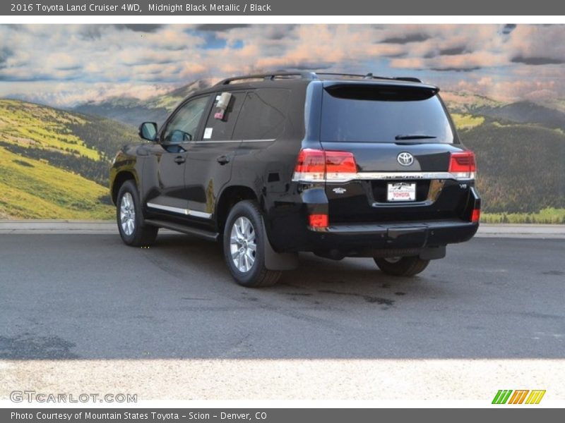 Midnight Black Metallic / Black 2016 Toyota Land Cruiser 4WD