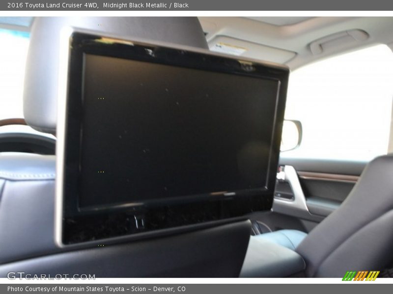 Midnight Black Metallic / Black 2016 Toyota Land Cruiser 4WD