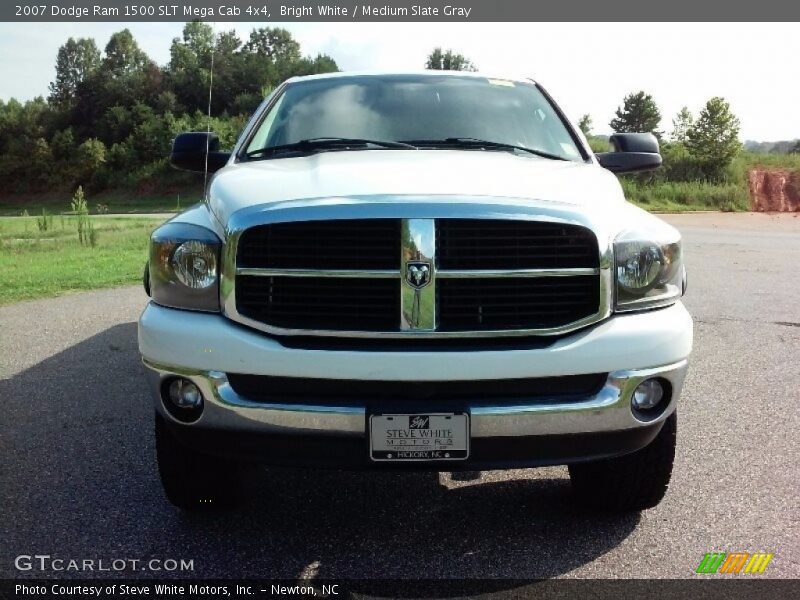 Bright White / Medium Slate Gray 2007 Dodge Ram 1500 SLT Mega Cab 4x4