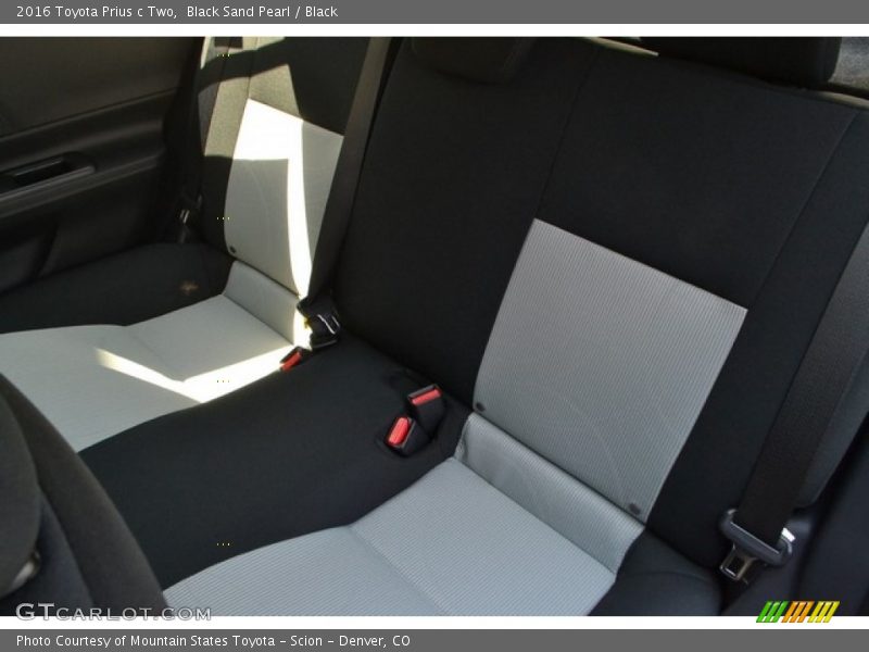Black Sand Pearl / Black 2016 Toyota Prius c Two