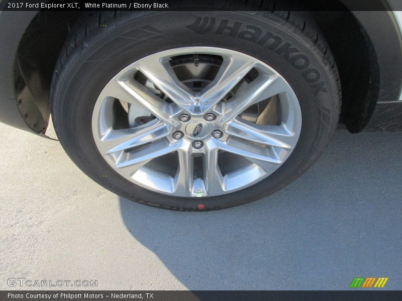 White Platinum / Ebony Black 2017 Ford Explorer XLT