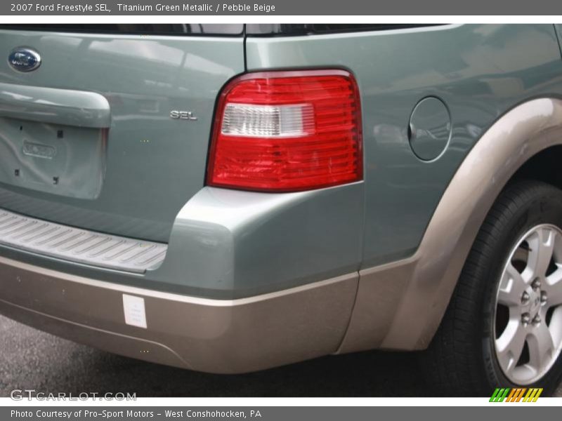 Titanium Green Metallic / Pebble Beige 2007 Ford Freestyle SEL