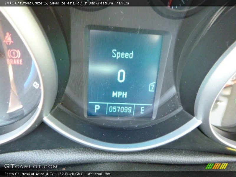 Silver Ice Metallic / Jet Black/Medium Titanium 2011 Chevrolet Cruze LS