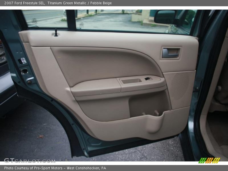 Titanium Green Metallic / Pebble Beige 2007 Ford Freestyle SEL