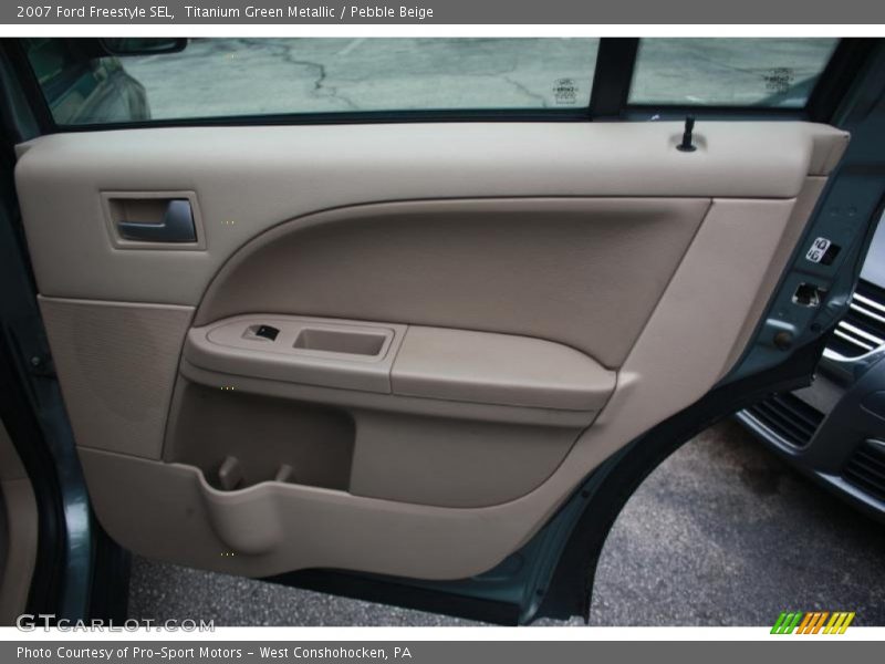 Titanium Green Metallic / Pebble Beige 2007 Ford Freestyle SEL