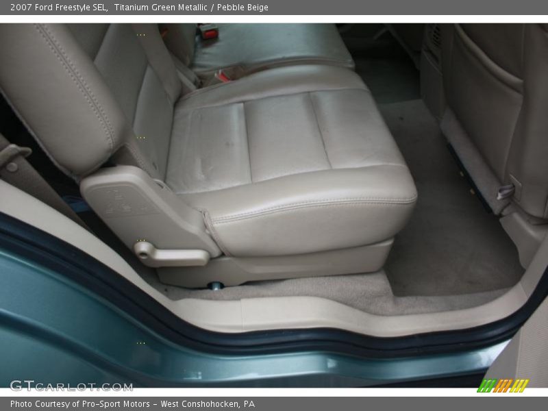 Titanium Green Metallic / Pebble Beige 2007 Ford Freestyle SEL