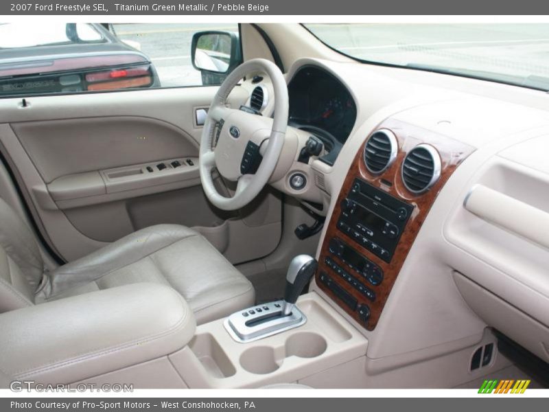 Titanium Green Metallic / Pebble Beige 2007 Ford Freestyle SEL