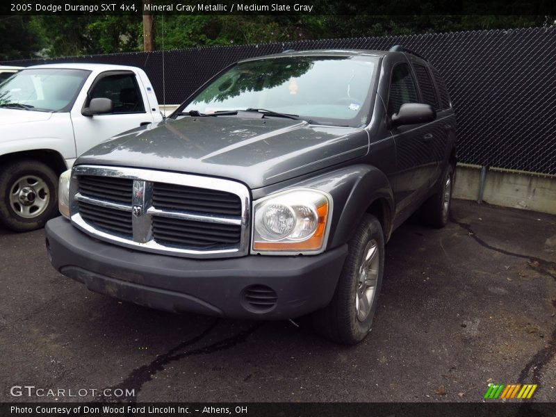 Mineral Gray Metallic / Medium Slate Gray 2005 Dodge Durango SXT 4x4