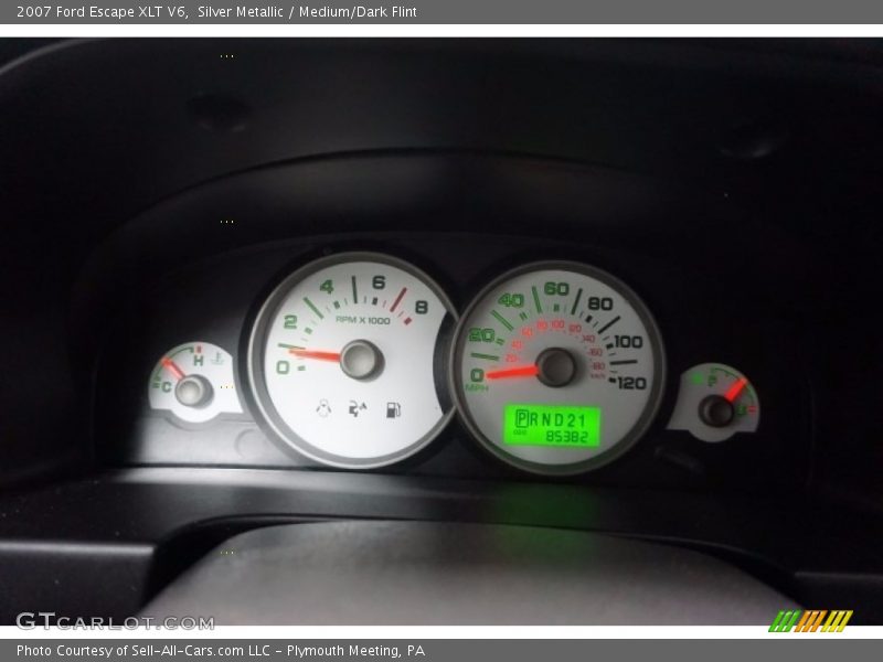 Silver Metallic / Medium/Dark Flint 2007 Ford Escape XLT V6