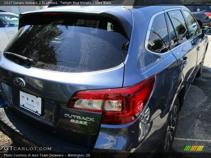 Twilight Blue Metallic / Slate Black 2017 Subaru Outback 2.5i Limited