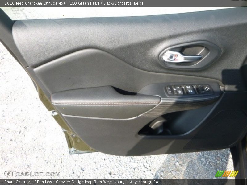 ECO Green Pearl / Black/Light Frost Beige 2016 Jeep Cherokee Latitude 4x4
