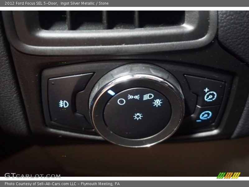 Ingot Silver Metallic / Stone 2012 Ford Focus SEL 5-Door