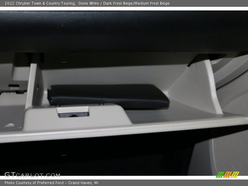 Stone White / Dark Frost Beige/Medium Frost Beige 2012 Chrysler Town & Country Touring