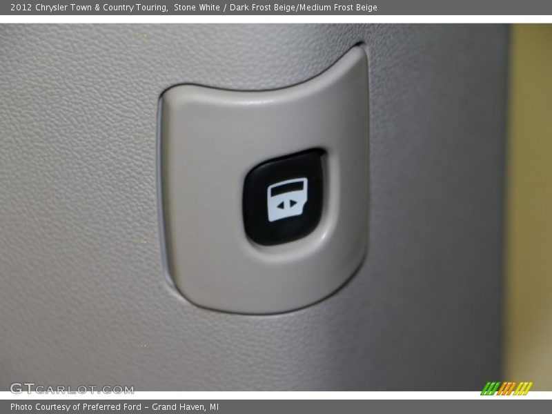 Stone White / Dark Frost Beige/Medium Frost Beige 2012 Chrysler Town & Country Touring