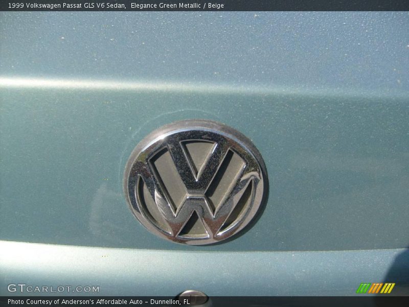 Elegance Green Metallic / Beige 1999 Volkswagen Passat GLS V6 Sedan